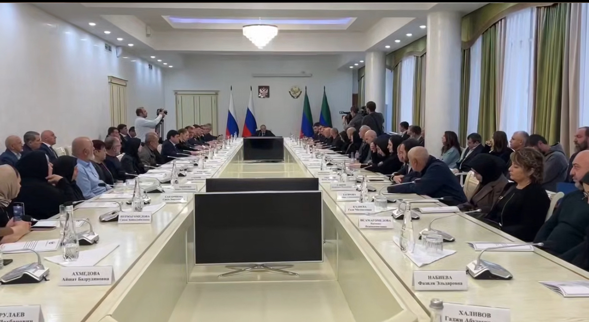 Сергей Меликов встретился с родными участников СВО.